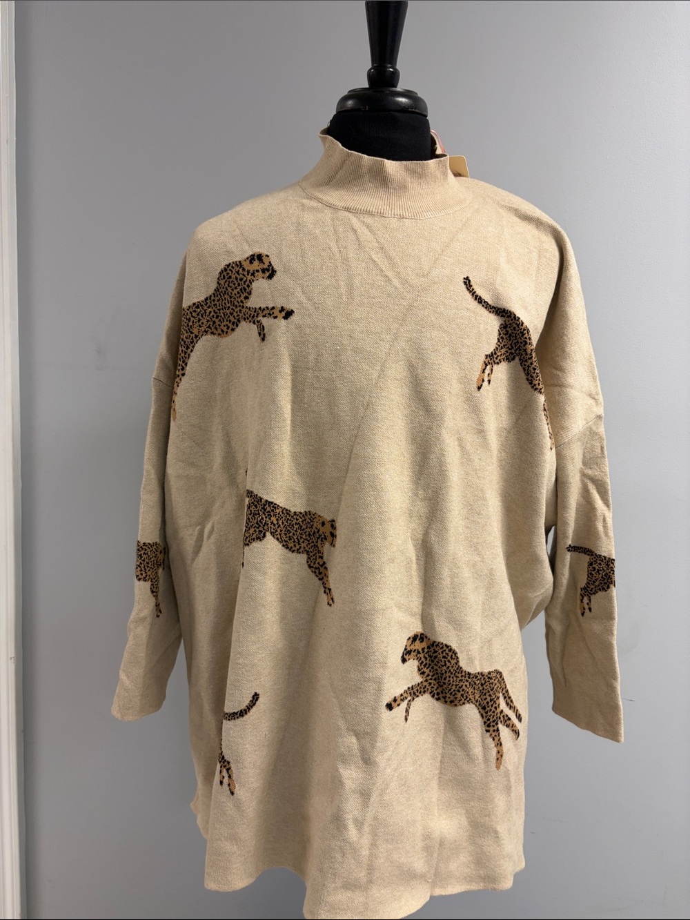 entro Beige Turtleneck Sweater with Leopard Motif